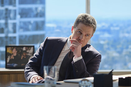 Suits LA Pilot Ted Black