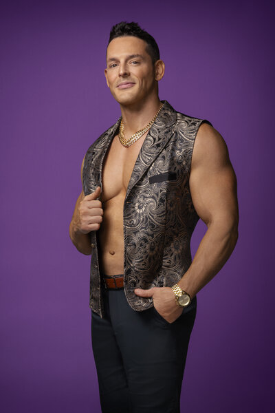 Jessie Godderz House of Villains